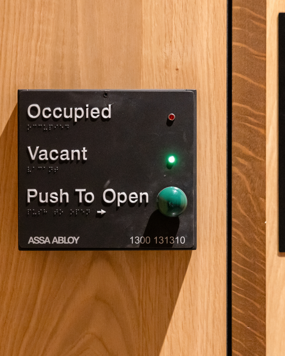 Braille Tactile Signs Aust.